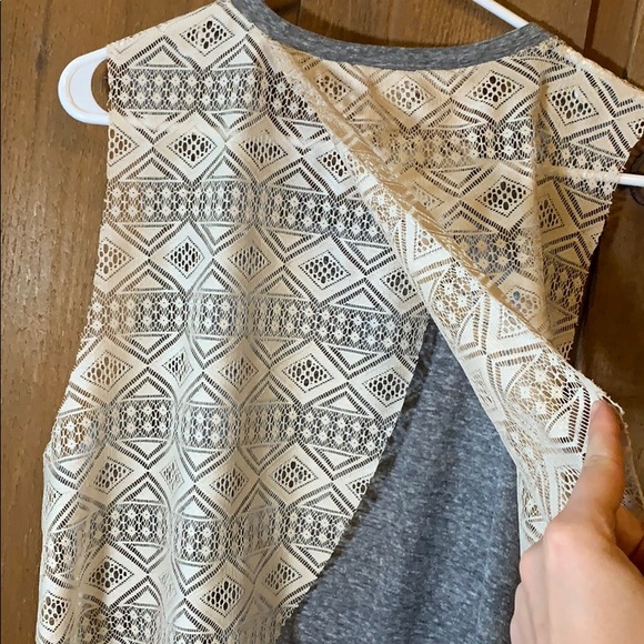 cute NY top - Picture 3 of 4